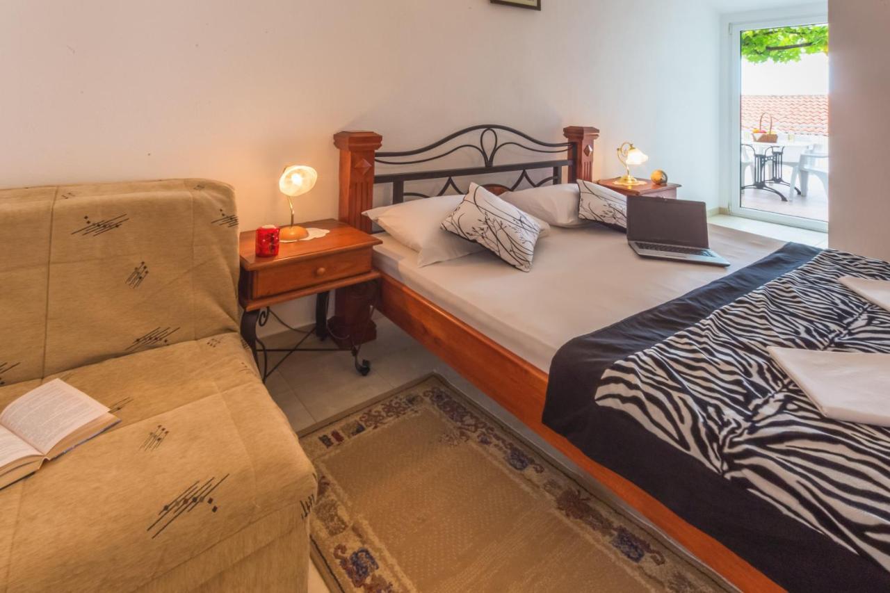 Apartmani Steni สเวติ สเตฟาน ภายนอก รูปภาพ