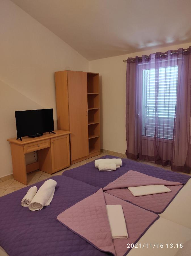Apartmani Steni สเวติ สเตฟาน ภายนอก รูปภาพ
