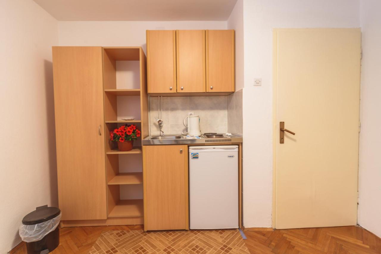 Apartmani Steni สเวติ สเตฟาน ภายนอก รูปภาพ