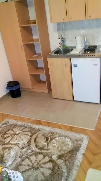 Apartmani Steni สเวติ สเตฟาน ภายนอก รูปภาพ