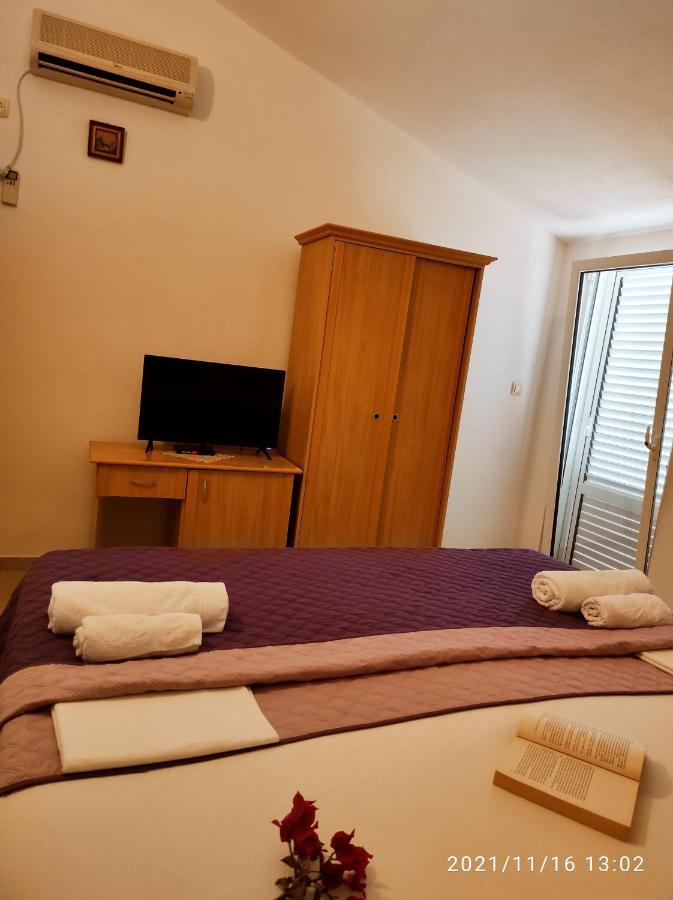 Apartmani Steni สเวติ สเตฟาน ภายนอก รูปภาพ