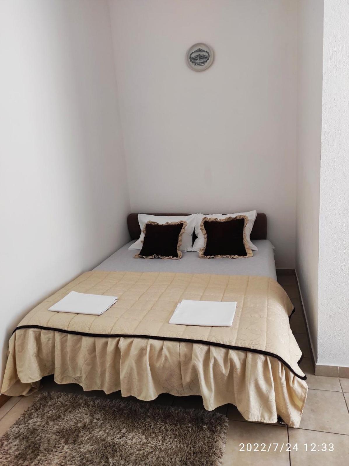 Apartmani Steni สเวติ สเตฟาน ภายนอก รูปภาพ