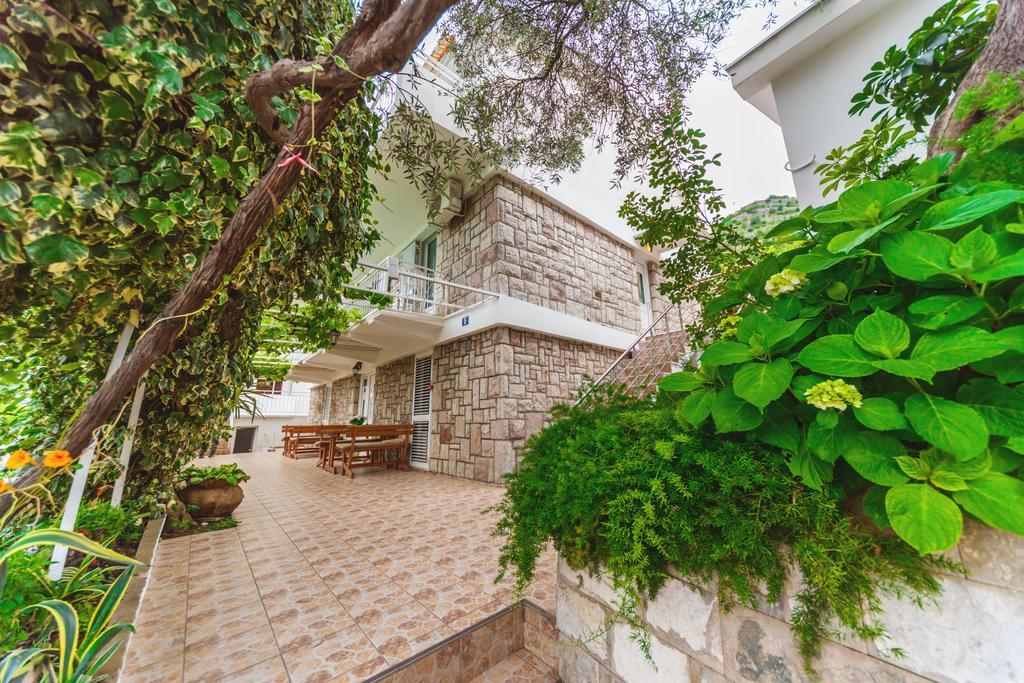 Apartmani Steni สเวติ สเตฟาน ภายนอก รูปภาพ