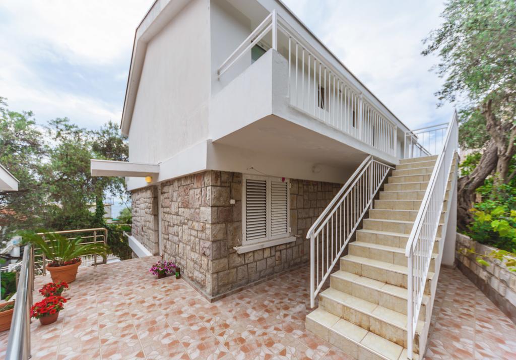 Apartmani Steni สเวติ สเตฟาน ภายนอก รูปภาพ