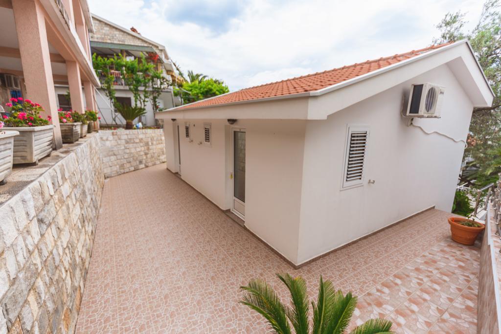 Apartmani Steni สเวติ สเตฟาน ภายนอก รูปภาพ