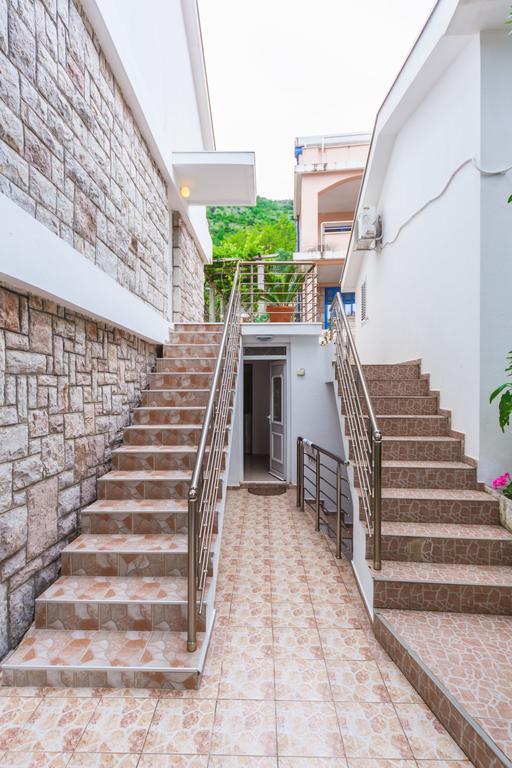 Apartmani Steni สเวติ สเตฟาน ภายนอก รูปภาพ