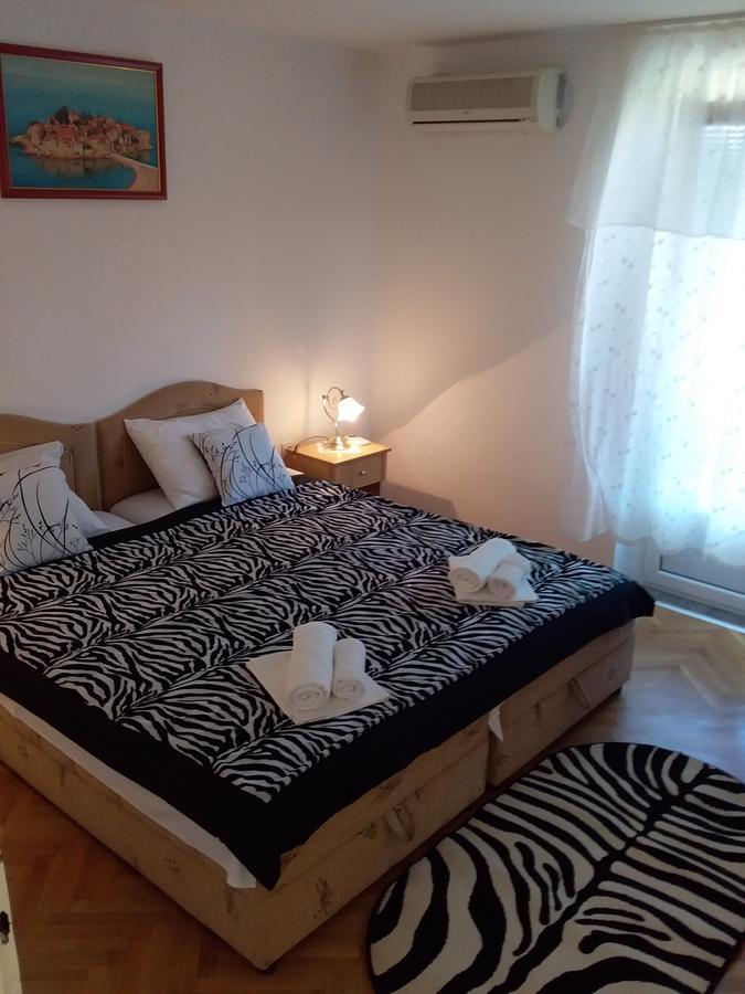 Apartmani Steni สเวติ สเตฟาน ภายนอก รูปภาพ