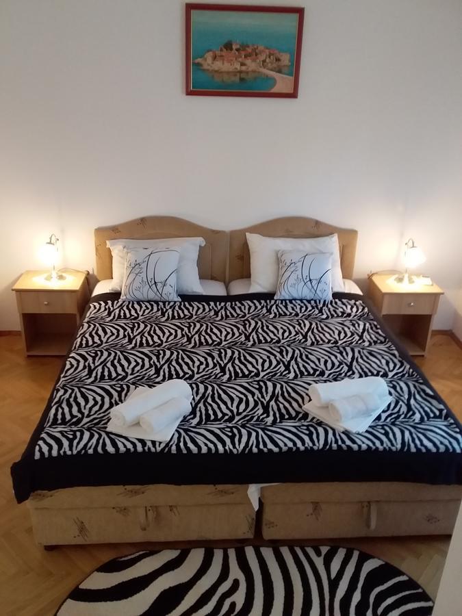Apartmani Steni สเวติ สเตฟาน ภายนอก รูปภาพ